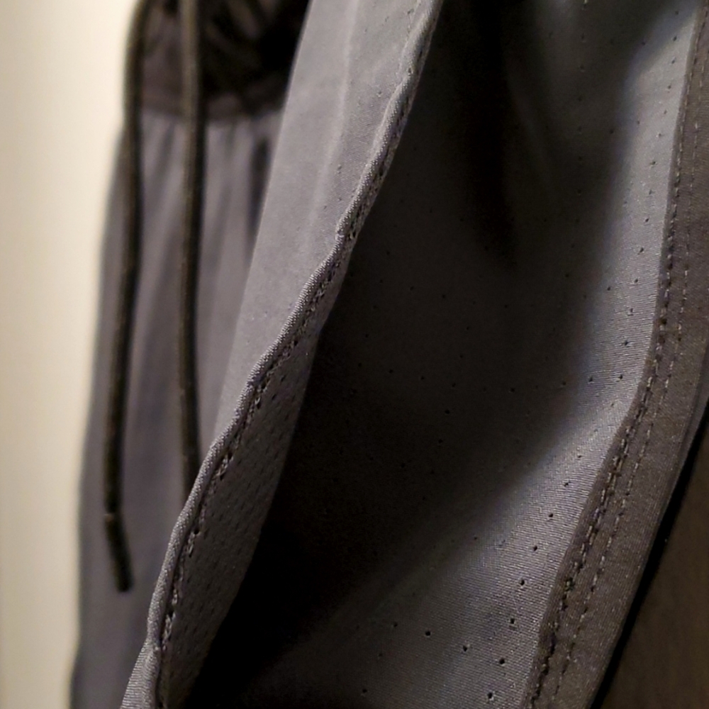 108◼️ MOTION RUNNING SHORTS - Picture 6 of 8